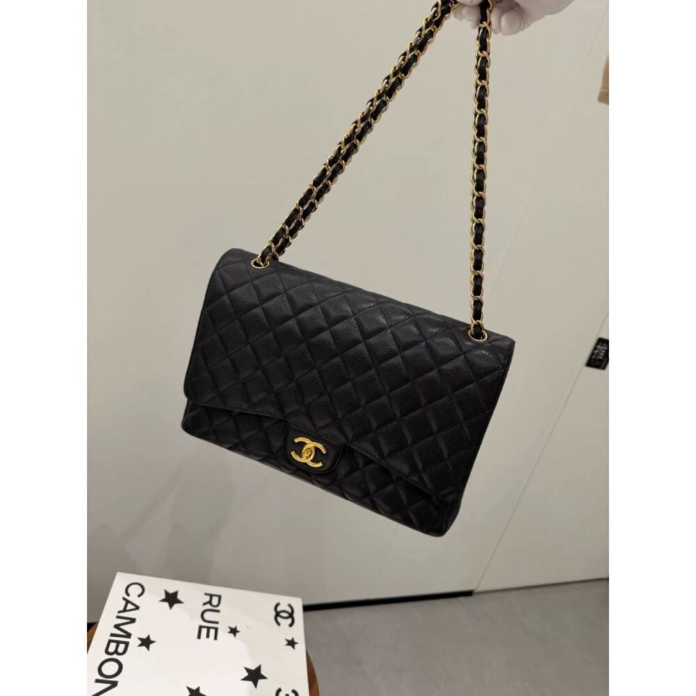Chanel Women Pre-Loved Bag Brand New Condition